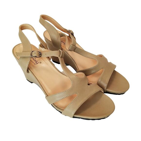 Lena Luisa Taupe T-Strap Wedge Sandals NWT - Picture 2 of 5